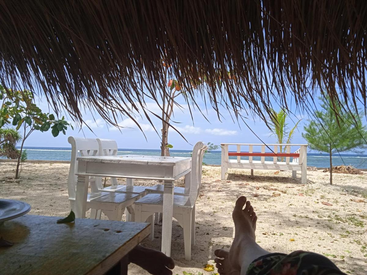 Bintang Tiga Bungalows Gili Air Exterior foto