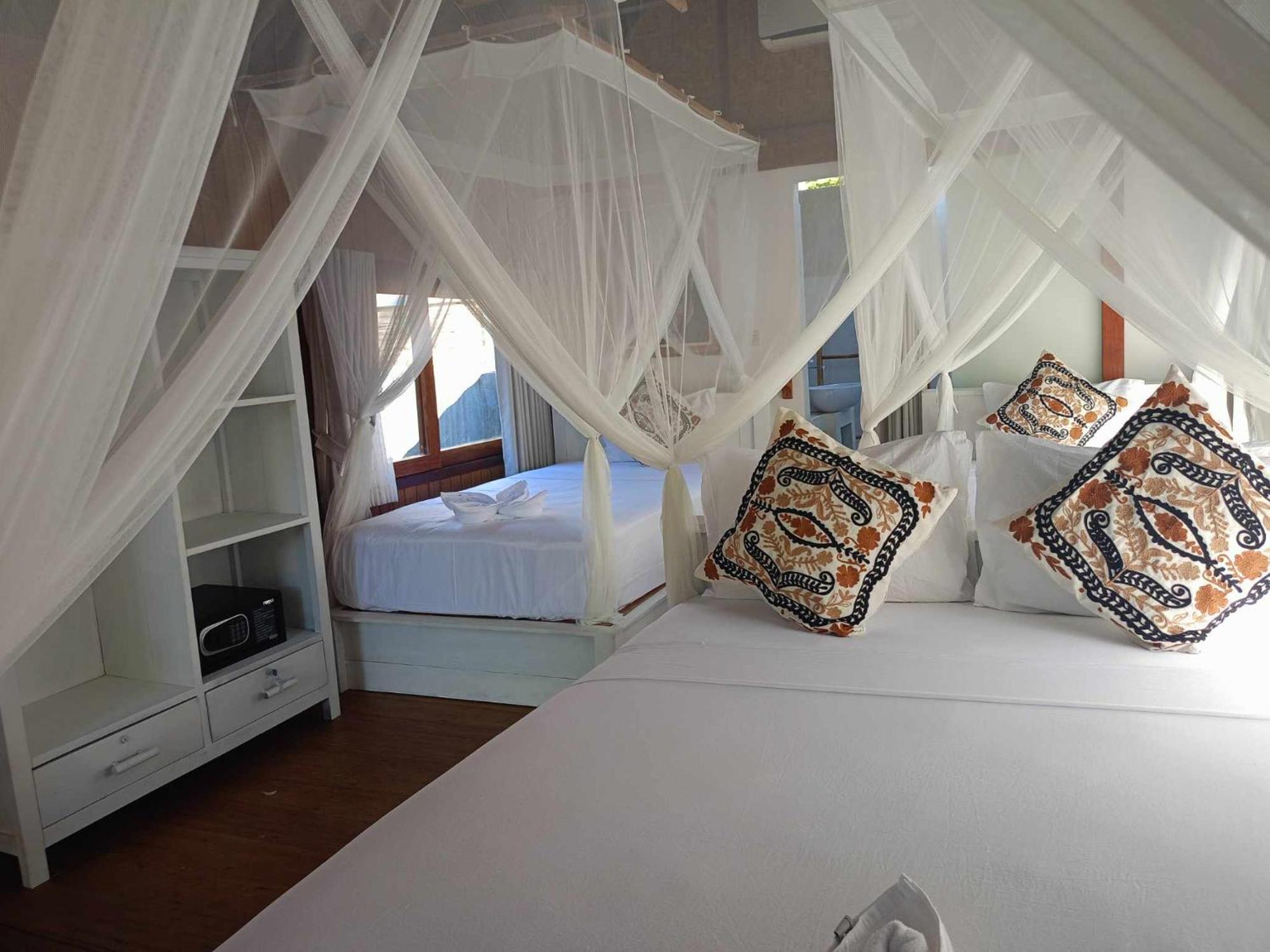 Bintang Tiga Bungalows Gili Air Exterior foto