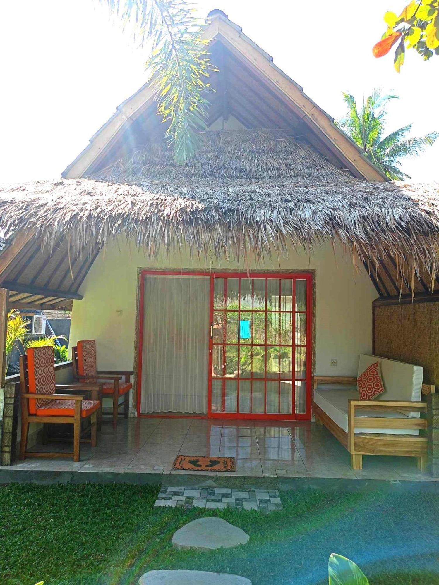 Bintang Tiga Bungalows Gili Air Exterior foto